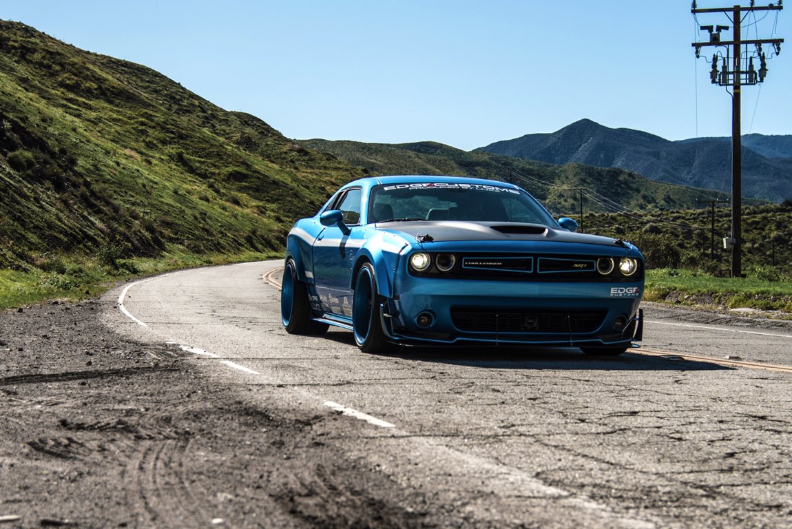 EDGE CUSTOMS Dodge Challenger R